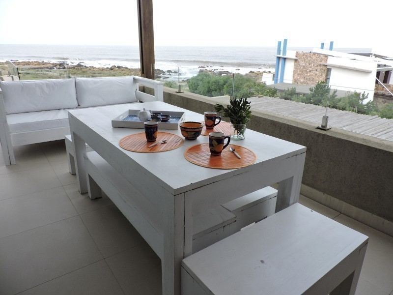 Departamento en alquiler y venta frente al mar